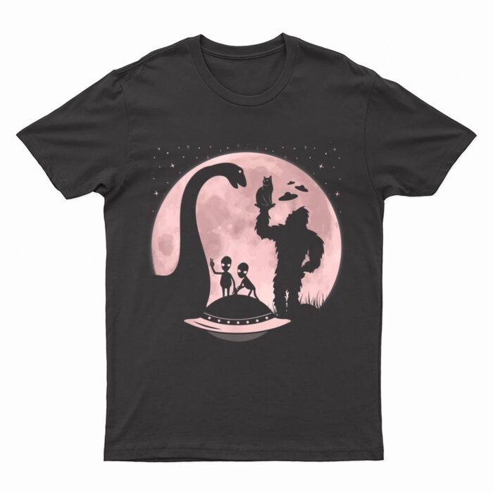 Bigfoot Loch Ness Monster Sasquatch Cat Ufo Funny Aliens T-Shirt