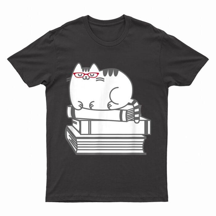 Cute Book Nerd Cat  - Funny Nerdy Kitten T-Shirt