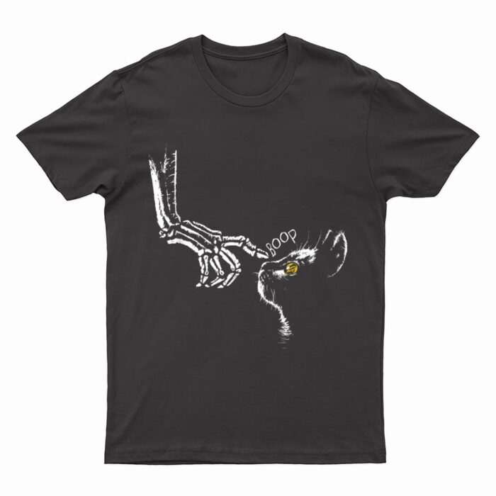 Halloween Cute Skeleton Hand Black Cat Boop Nose Cat Lover T-Shirt